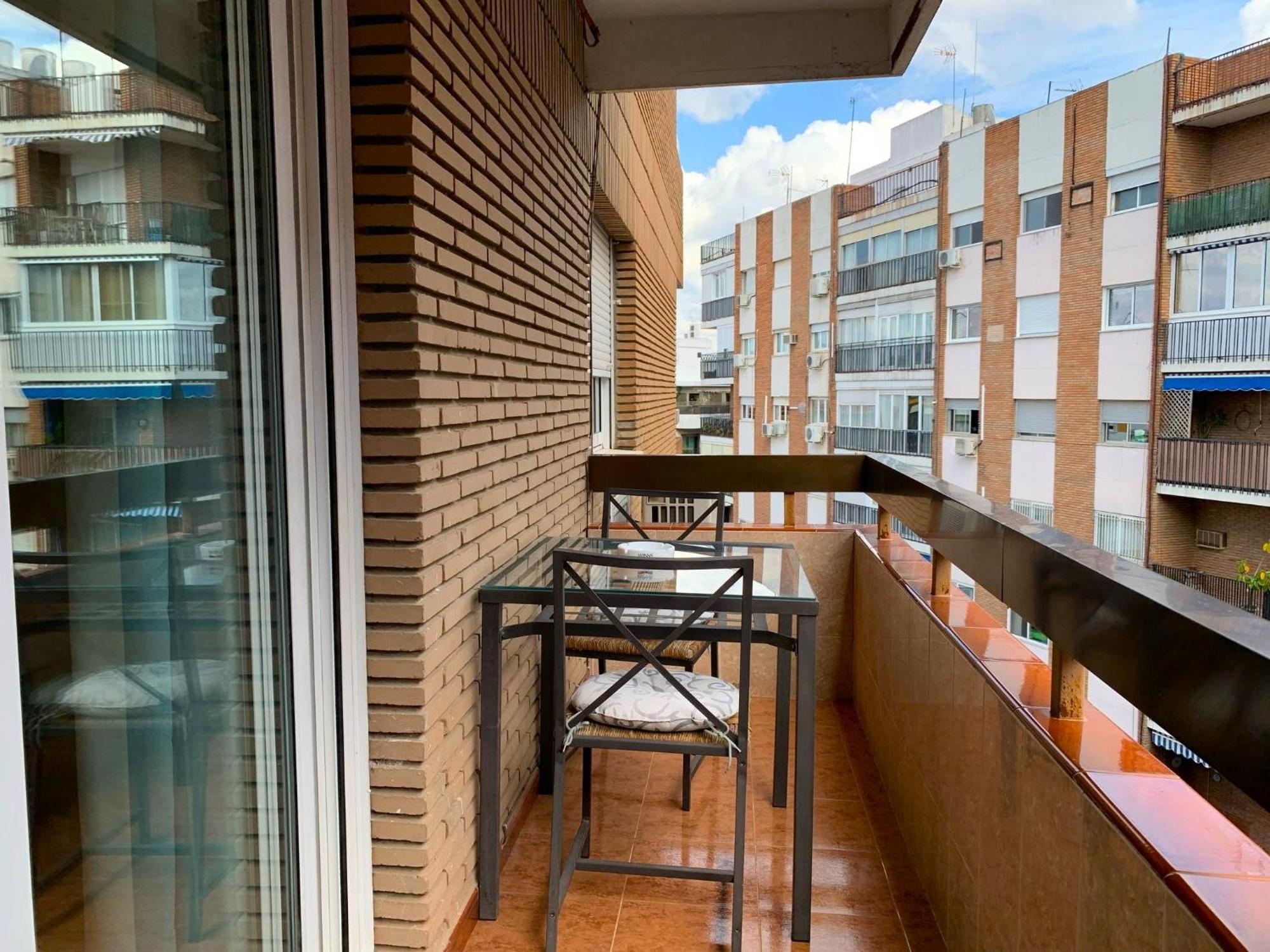El Nuevo Corazon De Triana Next Feria Renovado Febrero 2025 Lägenhet Sevilla Exteriör bild